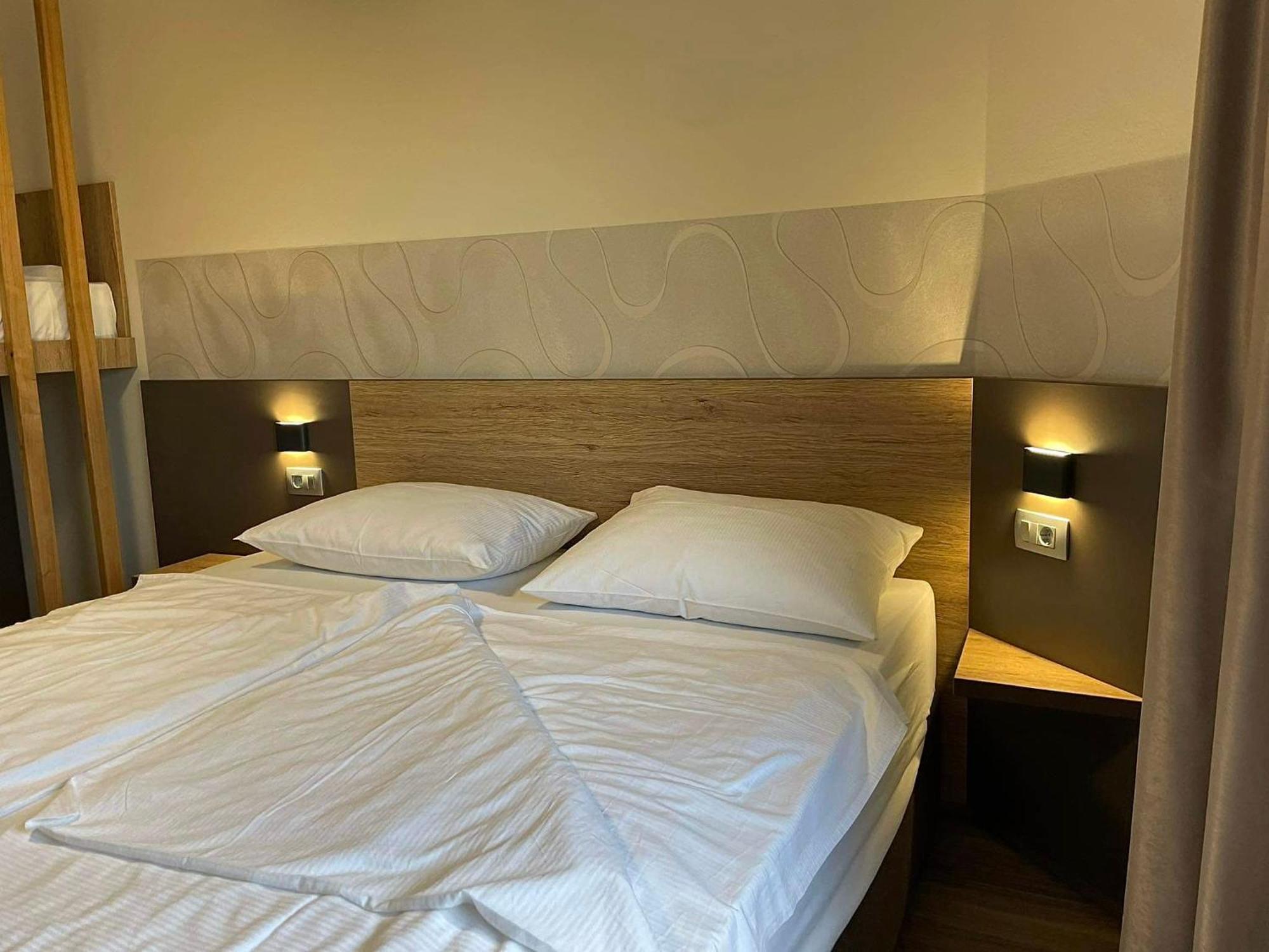 Hotel Roskar Птуй Экстерьер фото
