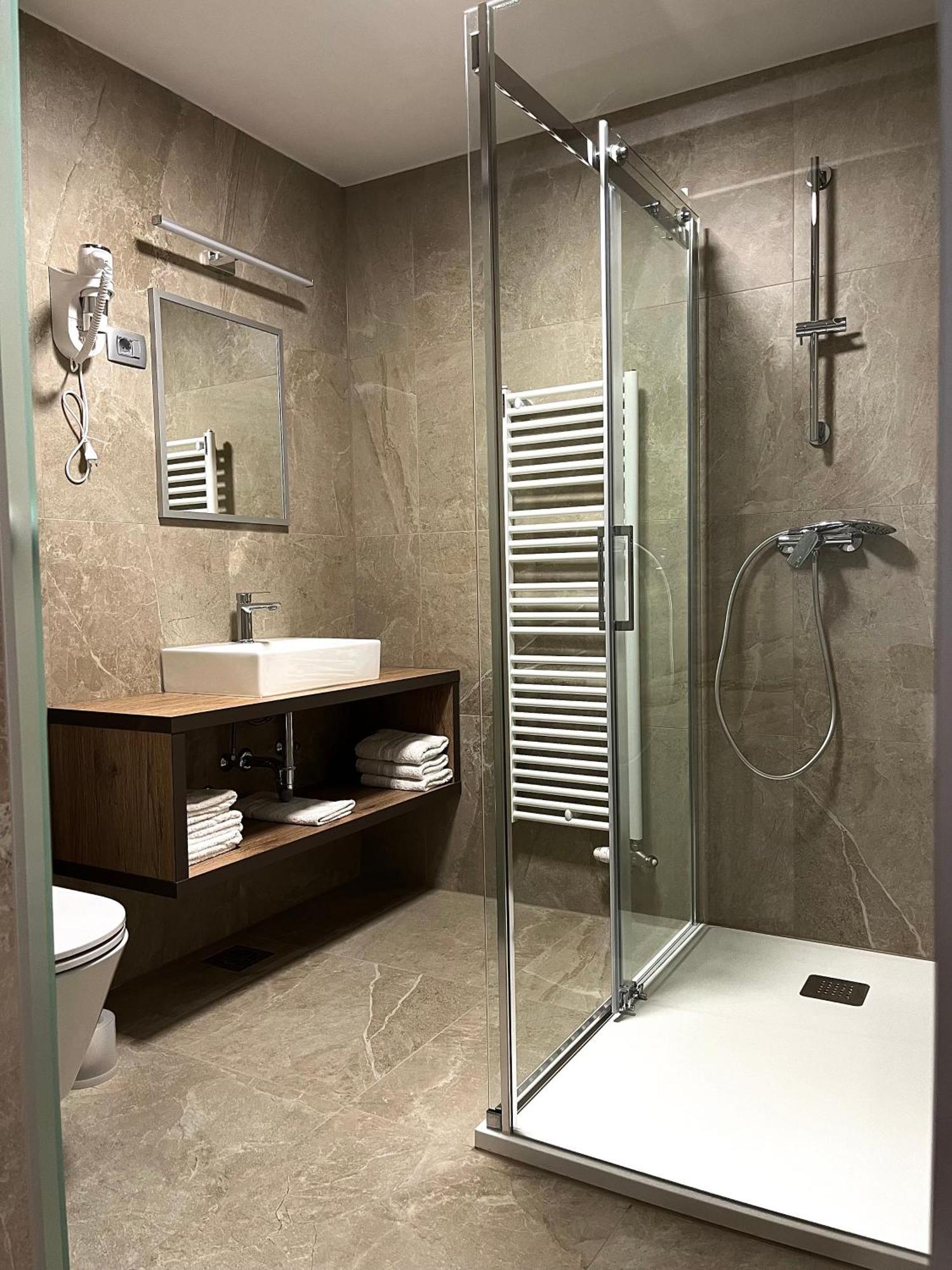 Hotel Roskar Птуй Экстерьер фото