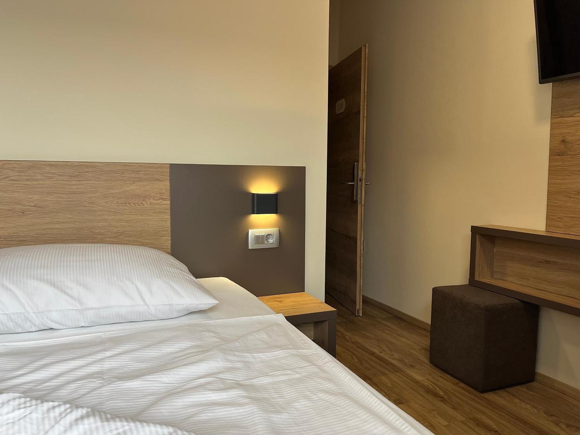 Hotel Roskar Птуй Экстерьер фото